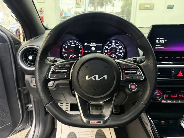 SEMINUEVOS KIA Forte a Estados en autogozo