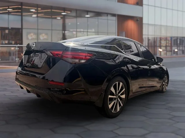 SEMINUEVOS NISSAN Sentra a Estados en autogozo