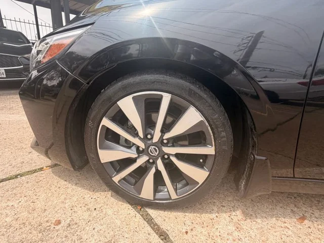 SEMINUEVOS NISSAN Sentra a Estados en autogozo