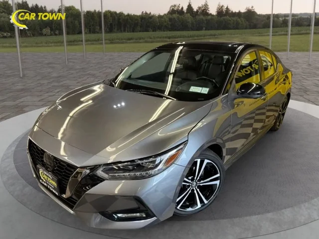 SEMINUEVOS NISSAN Sentra a Estados en autogozo