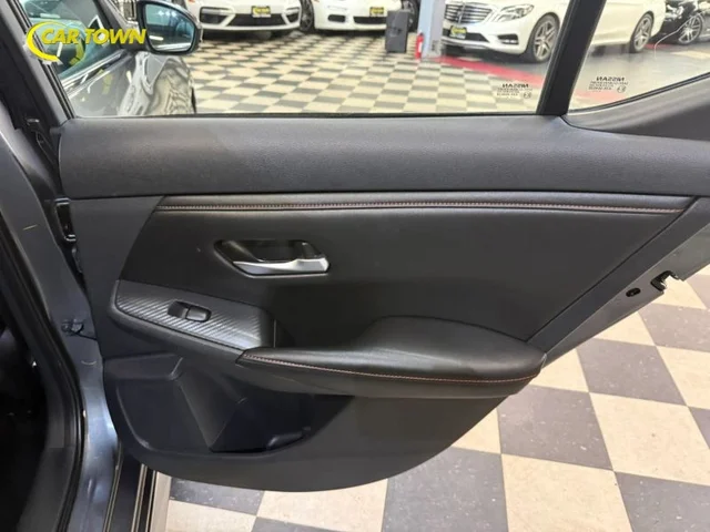 SEMINUEVOS NISSAN Sentra a Estados en autogozo