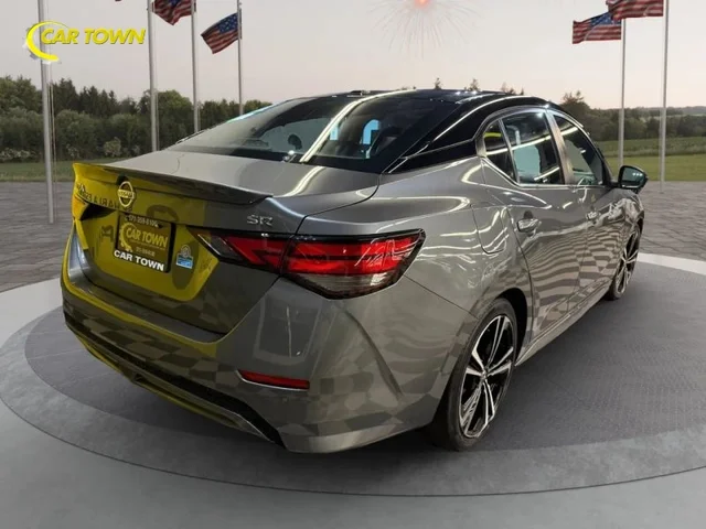 SEMINUEVOS NISSAN Sentra a Estados en autogozo