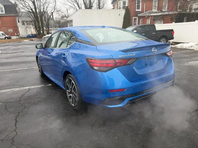 SEMINUEVOS NISSAN Sentra a Estados en autogozo