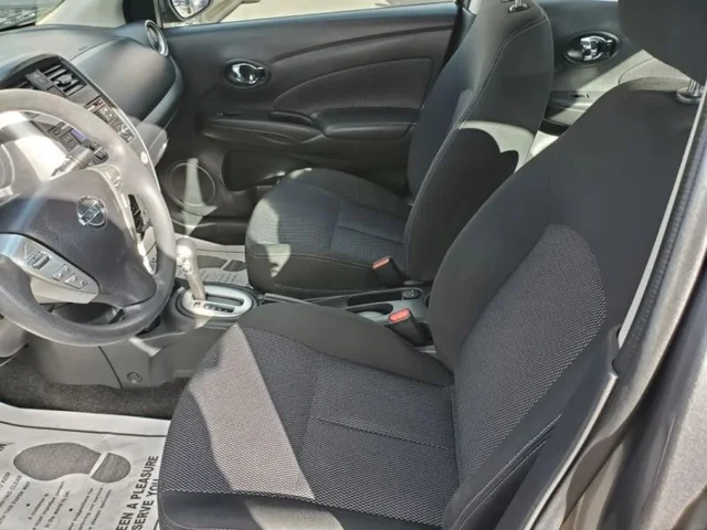 SEMINUEVOS NISSAN Versa a Estados en autogozo