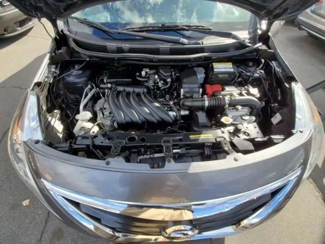 SEMINUEVOS NISSAN Versa a Estados en autogozo