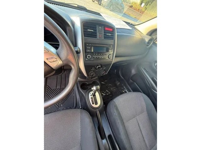 SEMINUEVOS NISSAN Versa a Estados en autogozo