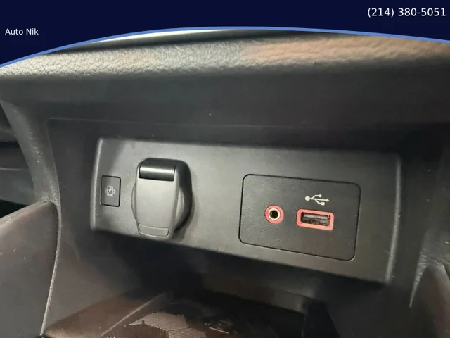 SEMINUEVOS NISSAN Versa a Estados en autogozo