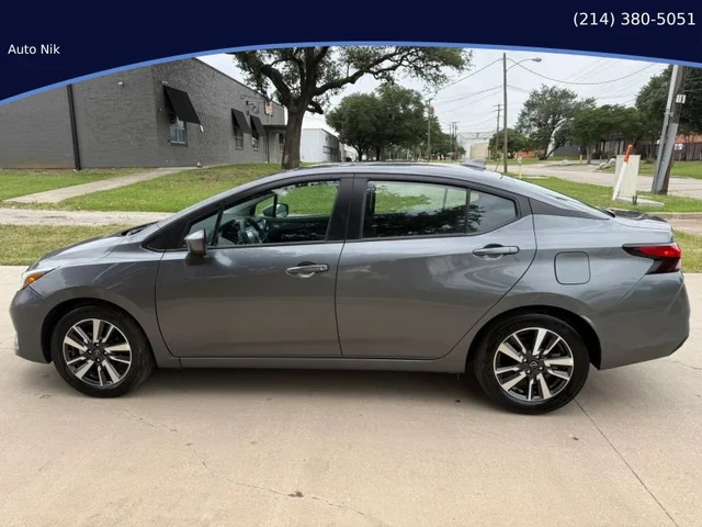 SEMINUEVOS NISSAN Versa a Estados en autogozo