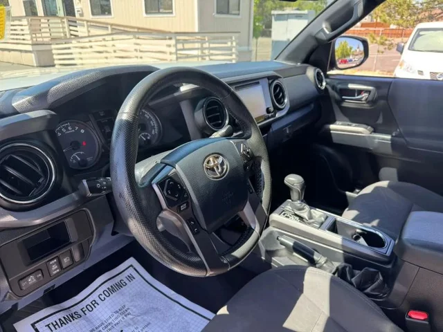 SEMINUEVOS TOYOTA Tacoma Double Cab a Estados en autogozo