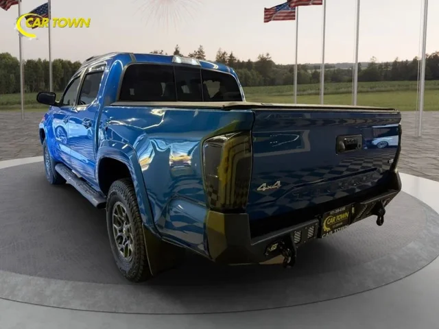 SEMINUEVOS TOYOTA Tacoma Double Cab a Estados en autogozo
