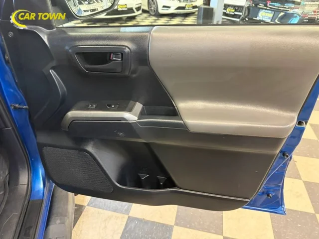 SEMINUEVOS TOYOTA Tacoma Double Cab a Estados en autogozo