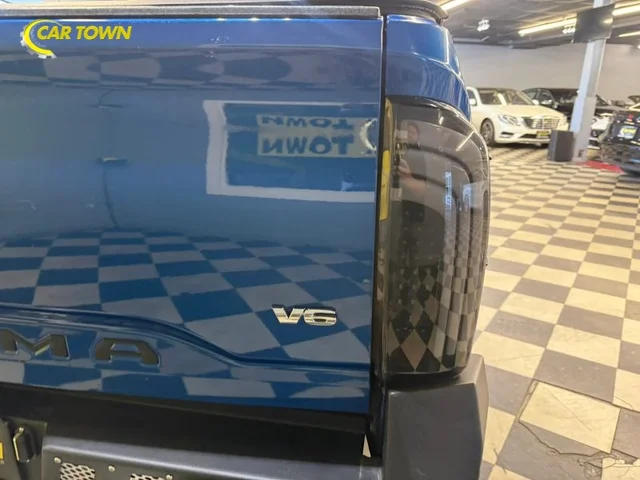 SEMINUEVOS TOYOTA Tacoma Double Cab a Estados en autogozo