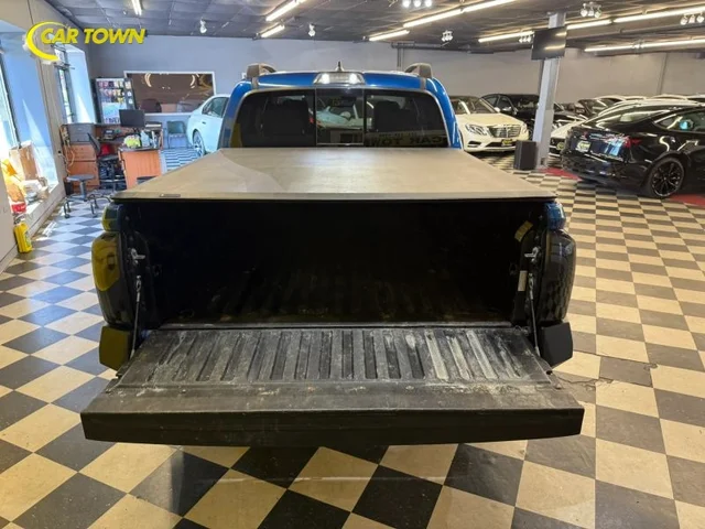 SEMINUEVOS TOYOTA Tacoma Double Cab a Estados en autogozo