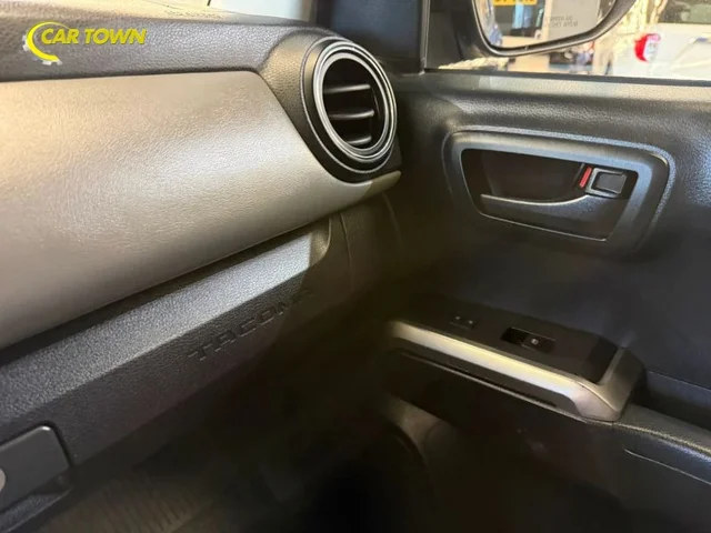 SEMINUEVOS TOYOTA Tacoma Double Cab a Estados en autogozo