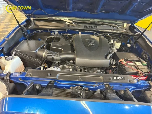 SEMINUEVOS TOYOTA Tacoma Double Cab a Estados en autogozo