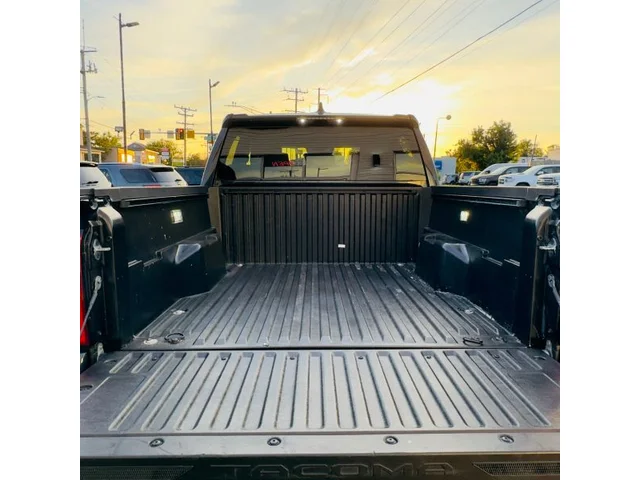 SEMINUEVOS TOYOTA Tacoma Double Cab a Estados en autogozo