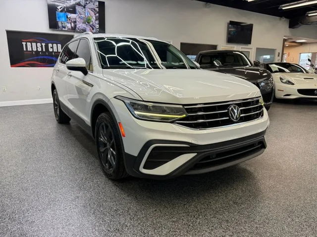 SEMINUEVOS VOLKSWAGEN Tiguan a Estados en autogozo