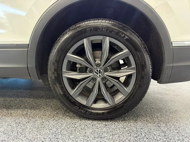 SEMINUEVOS VOLKSWAGEN Tiguan a Estados en autogozo