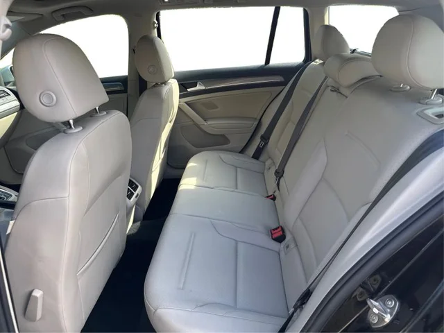 SEMINUEVOS VOLKSWAGEN Golf Alltrack a Estados en autogozo