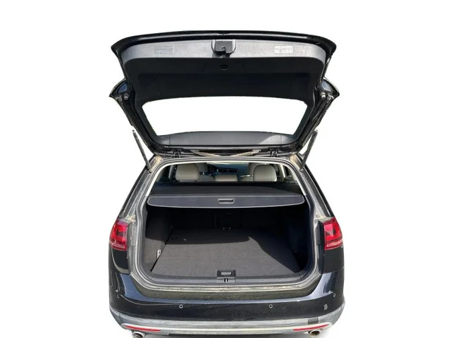 SEMINUEVOS VOLKSWAGEN Golf Alltrack a Estados en autogozo