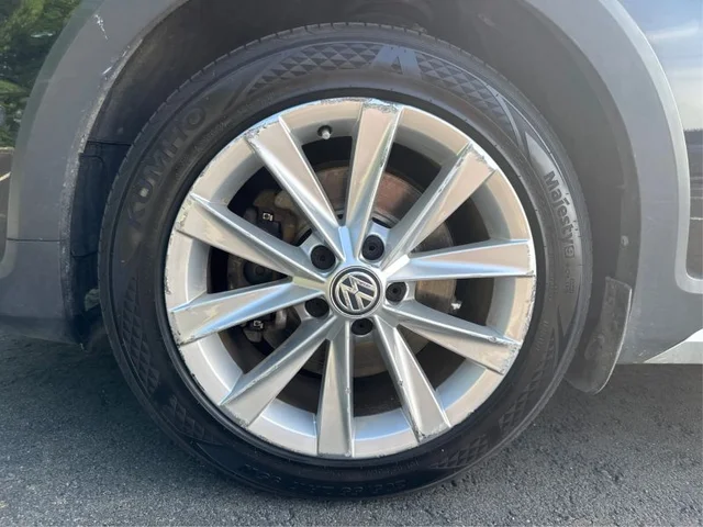 SEMINUEVOS VOLKSWAGEN Golf Alltrack a Estados en autogozo