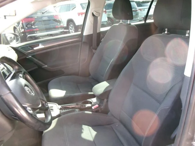 SEMINUEVOS VOLKSWAGEN Golf SportWagen a Estados en autogozo