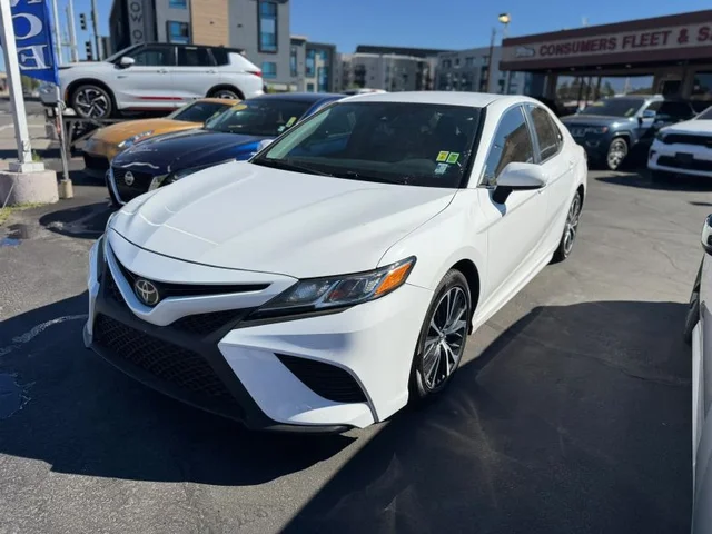 SEMINUEVOS TOYOTA Camry a Estados en autogozo