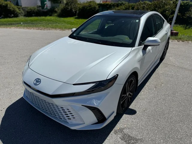 SEMINUEVOS TOYOTA Camry a Estados en autogozo