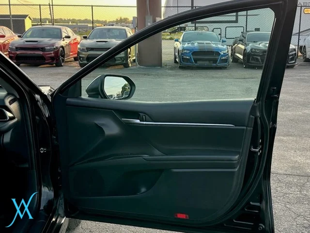 SEMINUEVOS TOYOTA Camry a Estados en autogozo