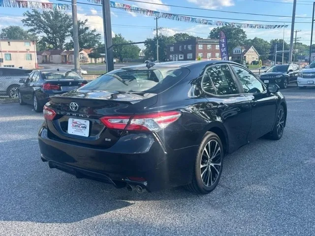 SEMINUEVOS TOYOTA Camry a Estados en autogozo