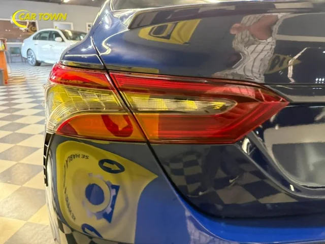 SEMINUEVOS TOYOTA Camry a Estados en autogozo