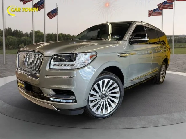 SEMINUEVOS LINCOLN Navigator a Estados en autogozo