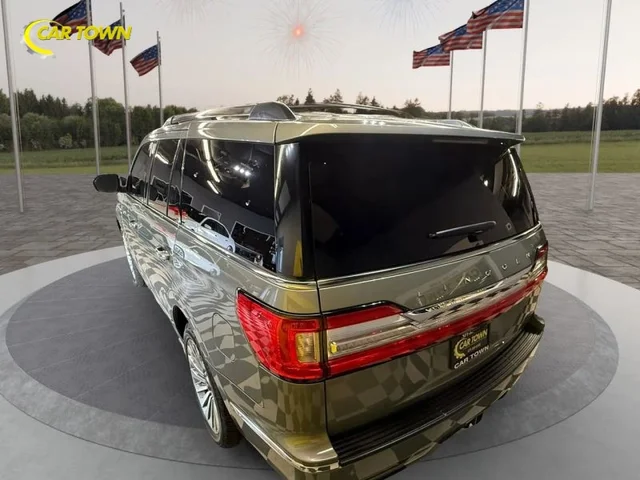 SEMINUEVOS LINCOLN Navigator a Estados en autogozo