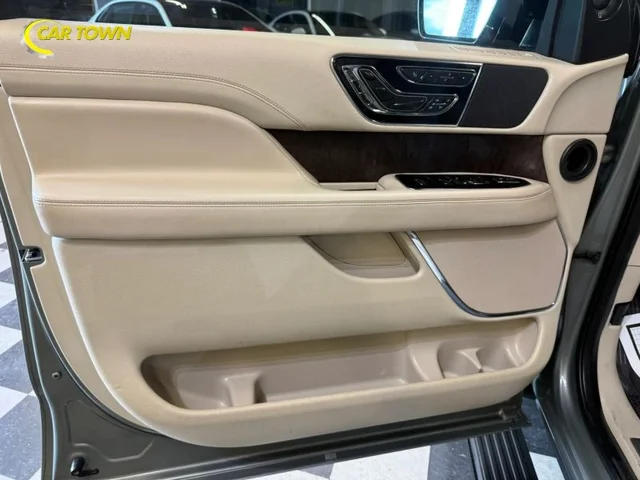 SEMINUEVOS LINCOLN Navigator a Estados en autogozo