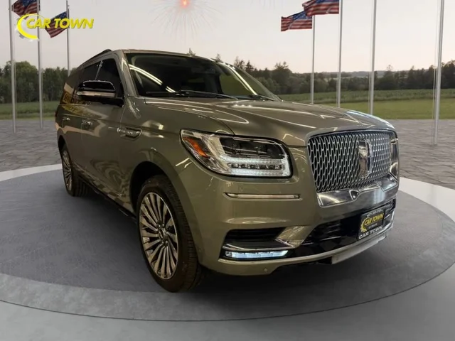 SEMINUEVOS LINCOLN Navigator a Estados en autogozo