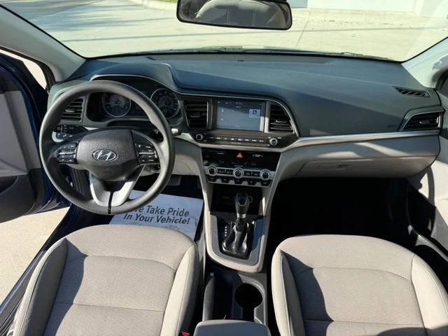 SEMINUEVOS HYUNDAI Elantra a Estados en autogozo