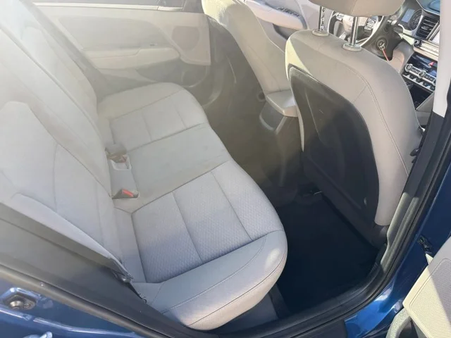 SEMINUEVOS HYUNDAI Elantra a Estados en autogozo