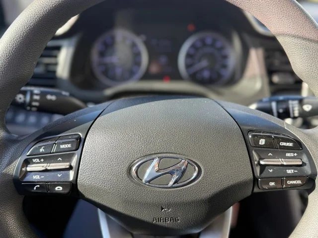 SEMINUEVOS HYUNDAI Elantra a Estados en autogozo