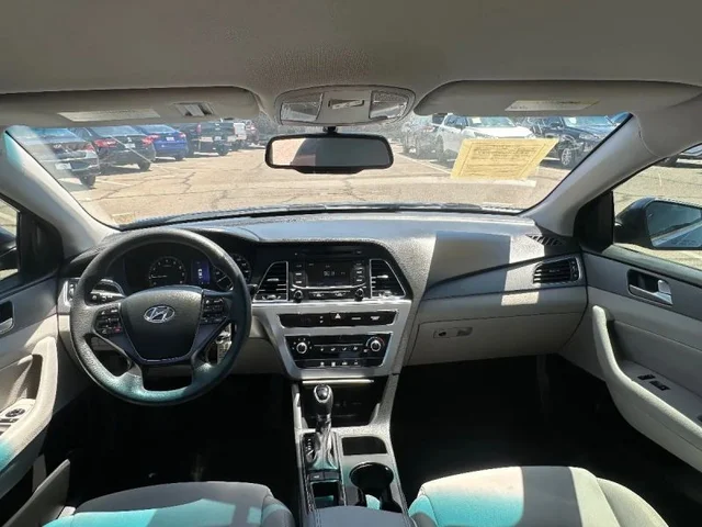 SEMINUEVOS HYUNDAI Sonata at Prime Dealer LLC in Mesa