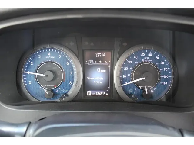 SEMINUEVOS TOYOTA Sienna a Estados en autogozo