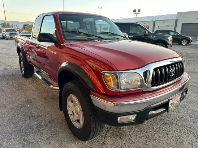 SEMINUEVOS TOYOTA Tacoma XtraCab a Estados en autogozo