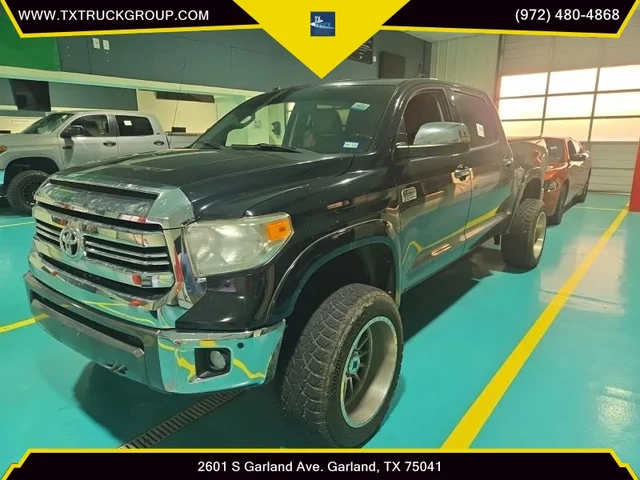 SEMINUEVOS TOYOTA Tundra CrewMax a Estados en autogozo