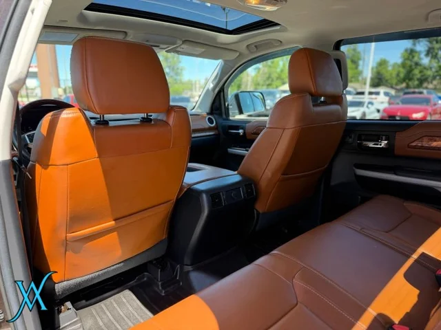 SEMINUEVOS TOYOTA Tundra CrewMax a Estados en autogozo