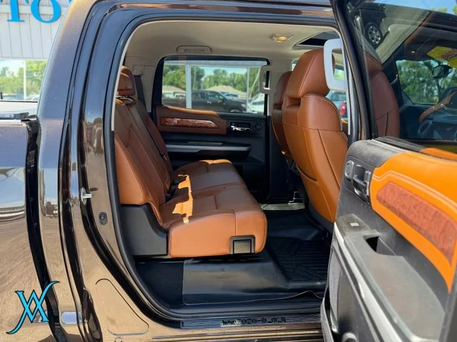 SEMINUEVOS TOYOTA Tundra CrewMax a Estados en autogozo
