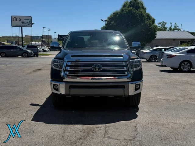 SEMINUEVOS TOYOTA Tundra CrewMax a Estados en autogozo