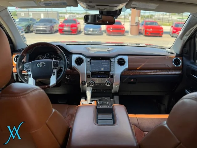 SEMINUEVOS TOYOTA Tundra CrewMax a Estados en autogozo