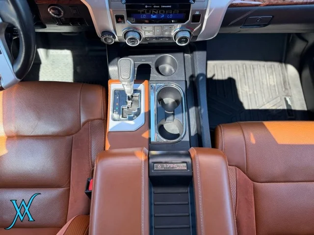 SEMINUEVOS TOYOTA Tundra CrewMax a Estados en autogozo