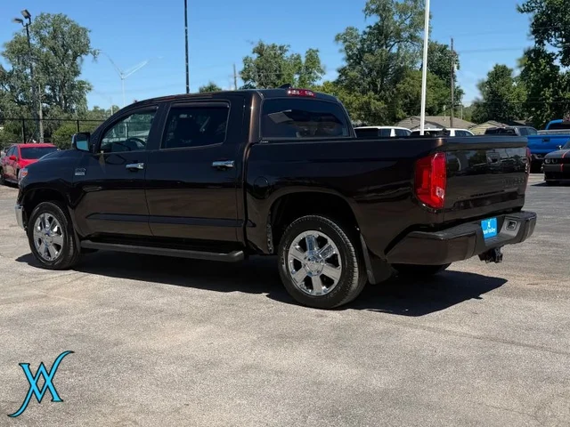 SEMINUEVOS TOYOTA Tundra CrewMax a Estados en autogozo
