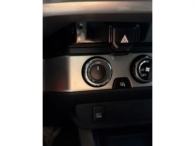 SEMINUEVOS TOYOTA Tacoma Double Cab a Estados en autogozo