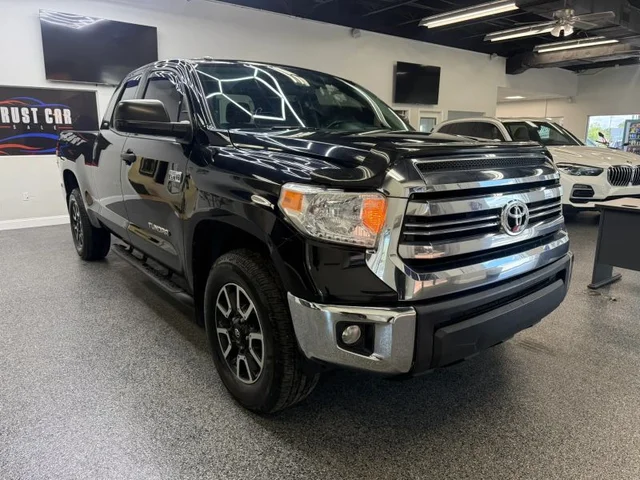 SEMINUEVOS TOYOTA Tundra Double Cab a Estados en autogozo